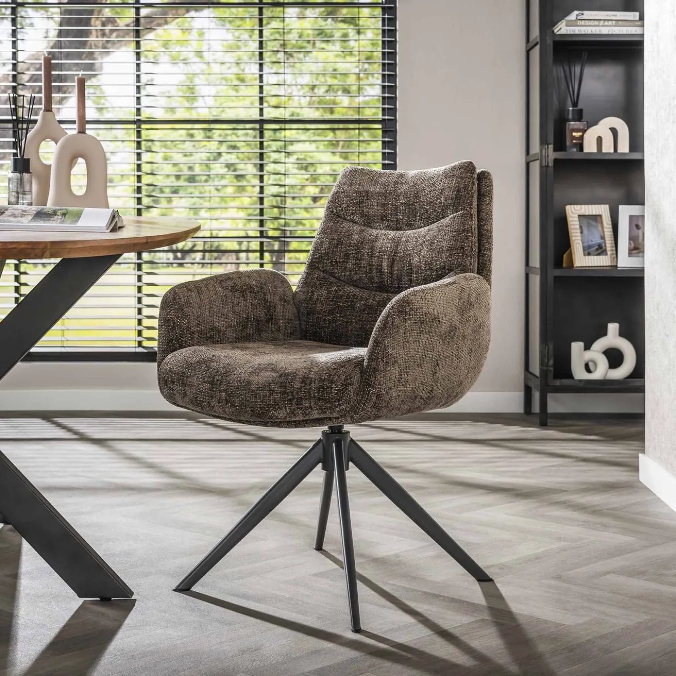 Armstoel Lounge Rich Taupe - Giga Meubel