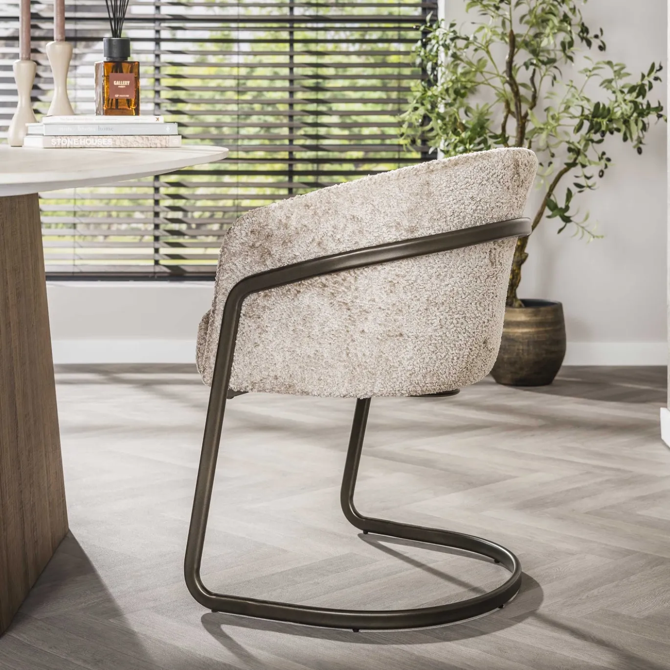 Armstoel Sway Alura Zand - Giga Meubel
