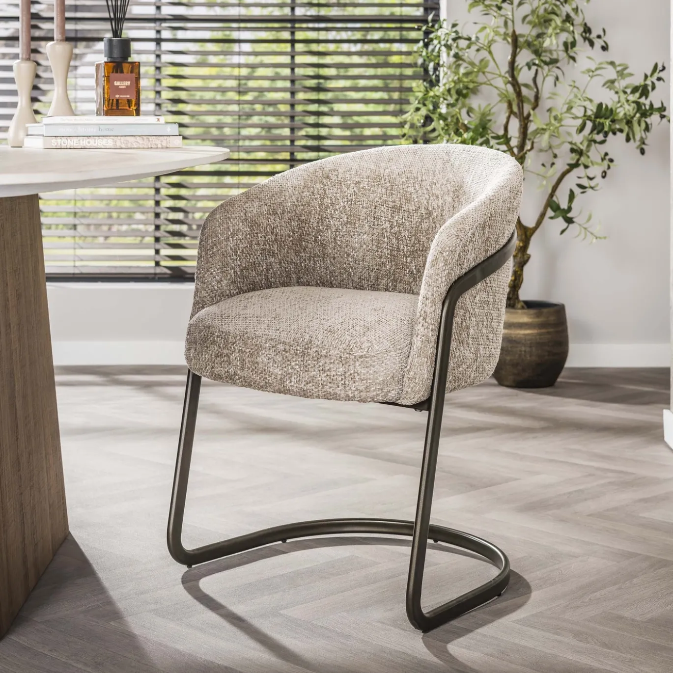 Armstoel Sway Hoven Zand - Giga Meubel