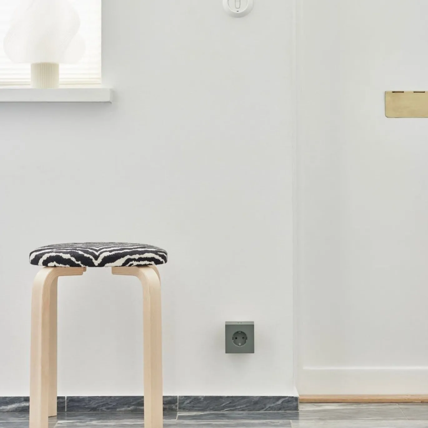 Avolt Stekkerdoos Square 2 - USB-C Oak Green