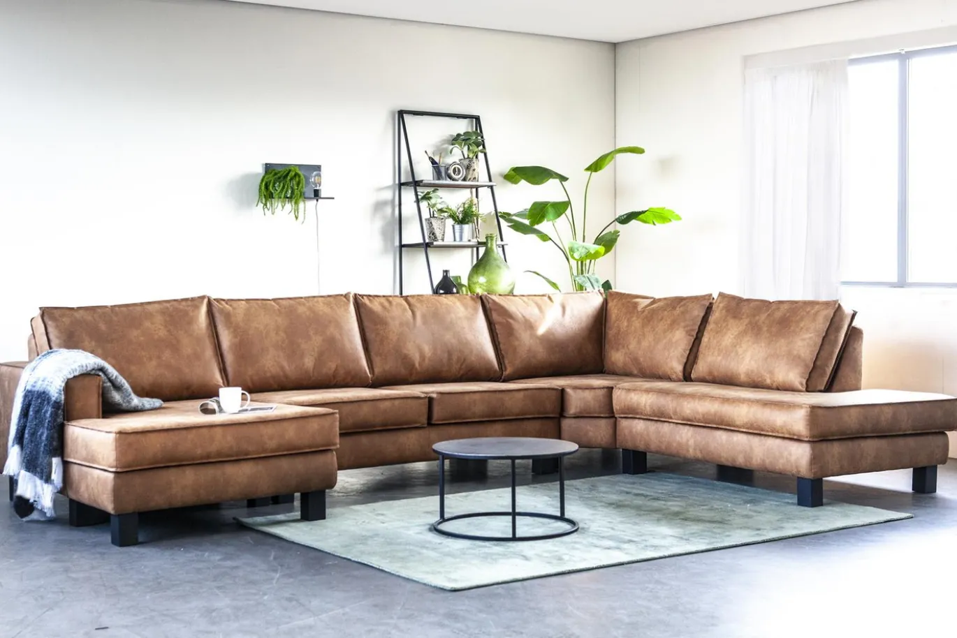 Bank Butterfly Microleder Cognac