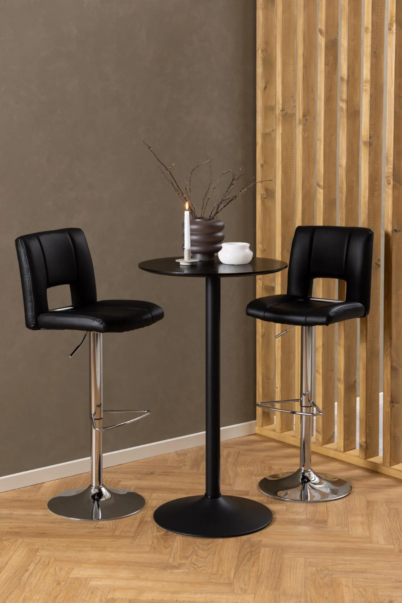 Bartafel Ivsta Ash Fineer Mat Zwart Ø60x105cm - Giga Living