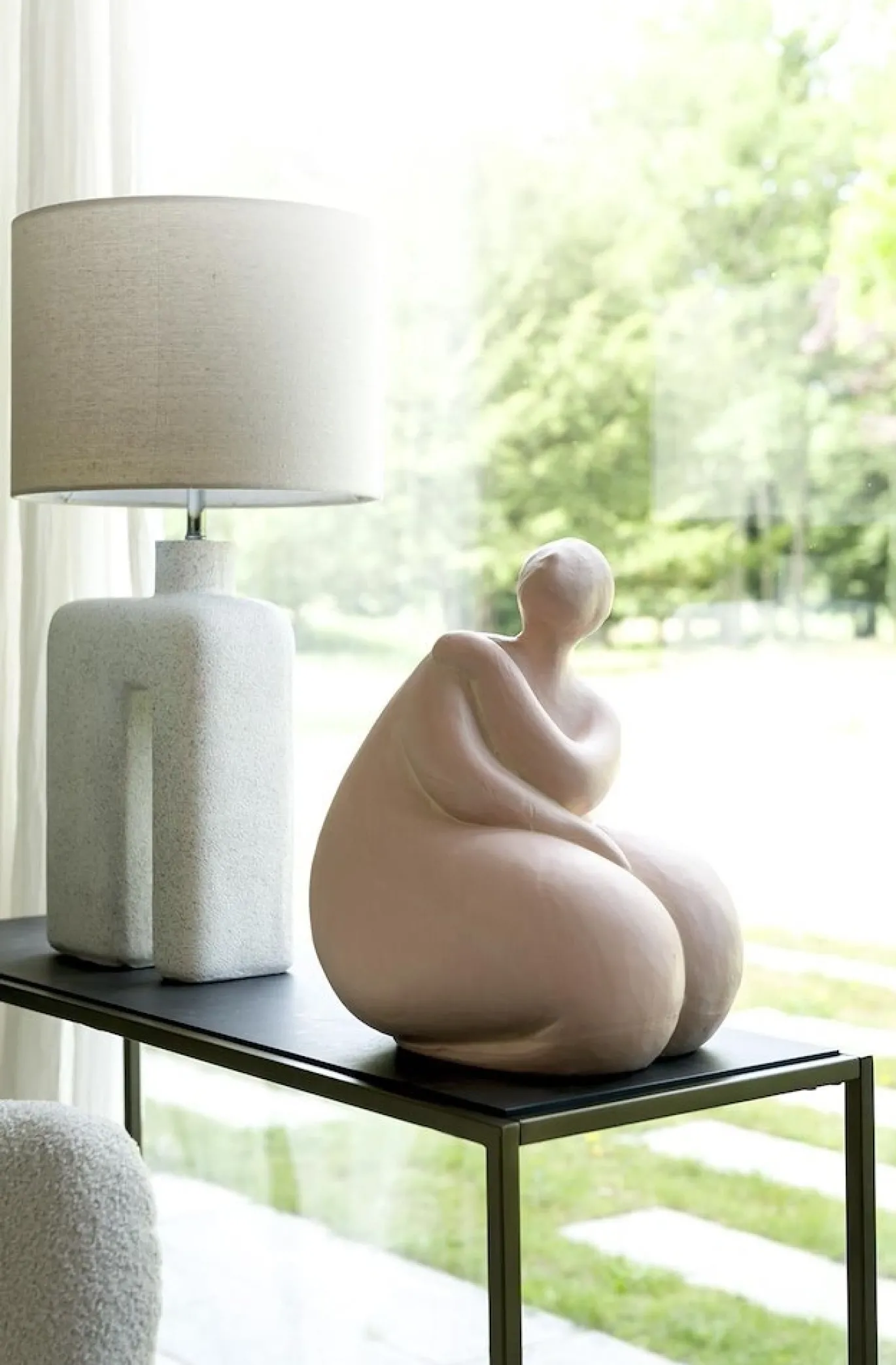 Coco Maison Beeld Bodine 36cm Terracotta