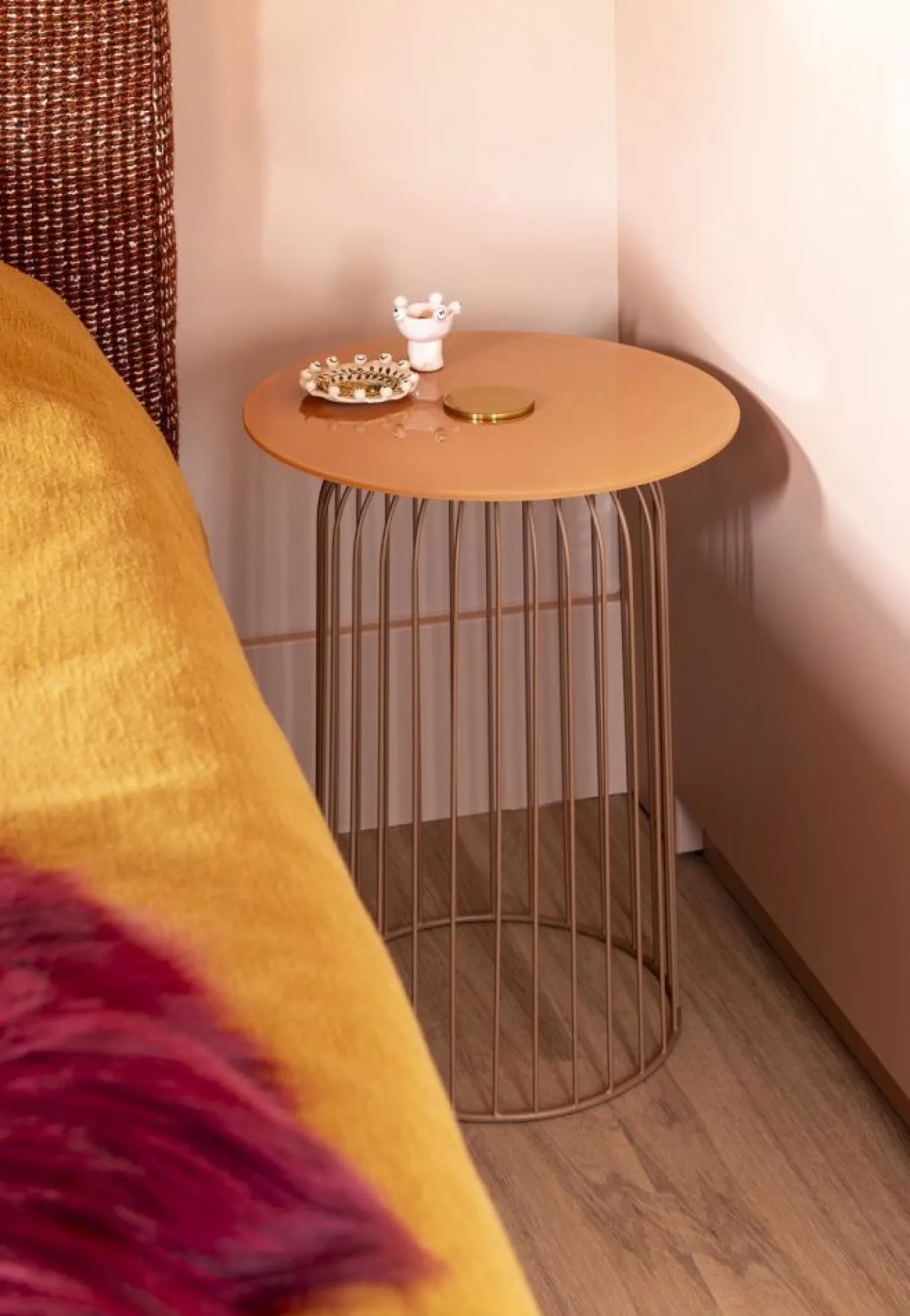 Coco Maison Bijzettafel Zora Oranje Ø40cm