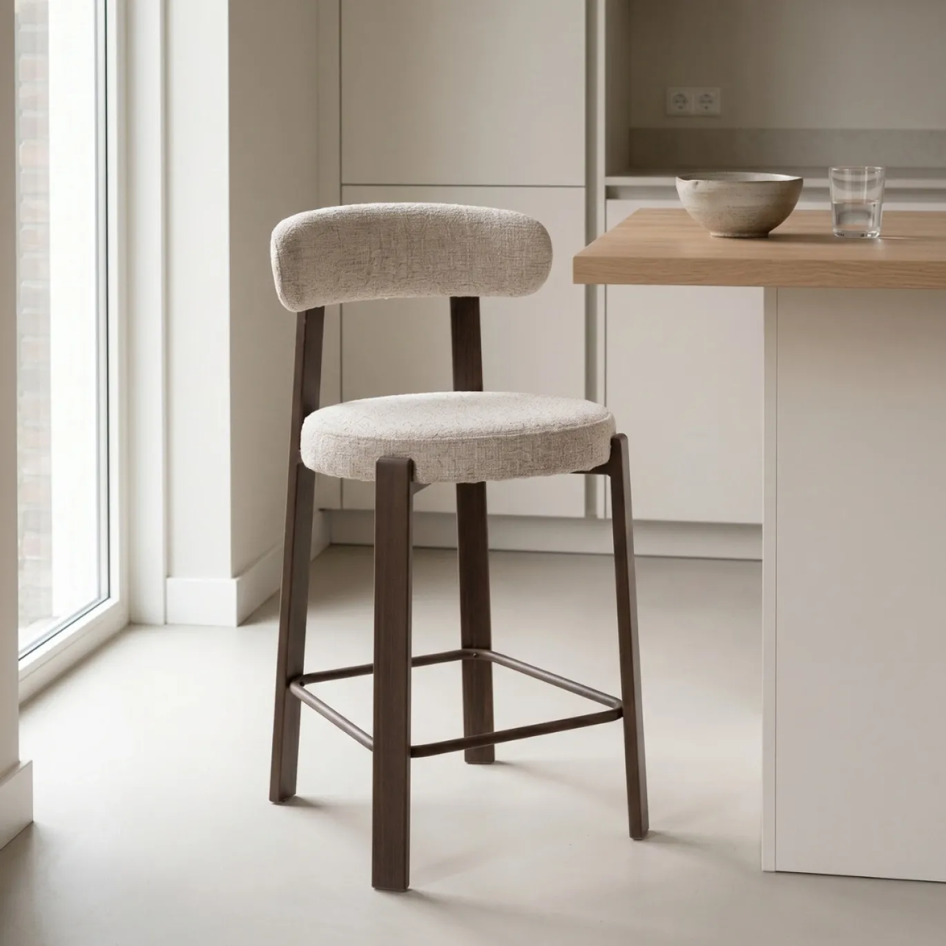 DÉJA Barstoel Lagan Beige/Walnoot