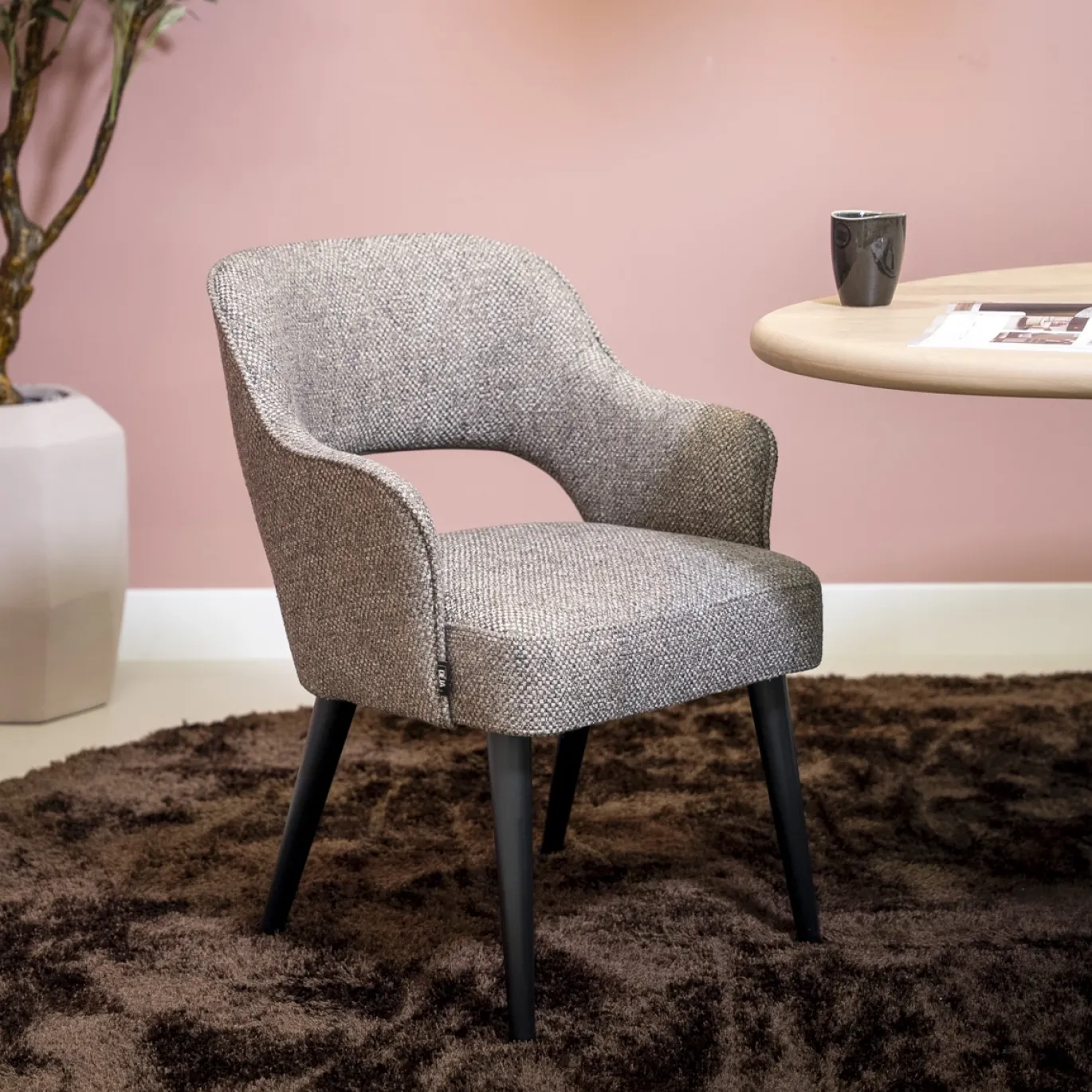 DÉJA Eetkamerstoel Mercy Supreme Taupe Be Great