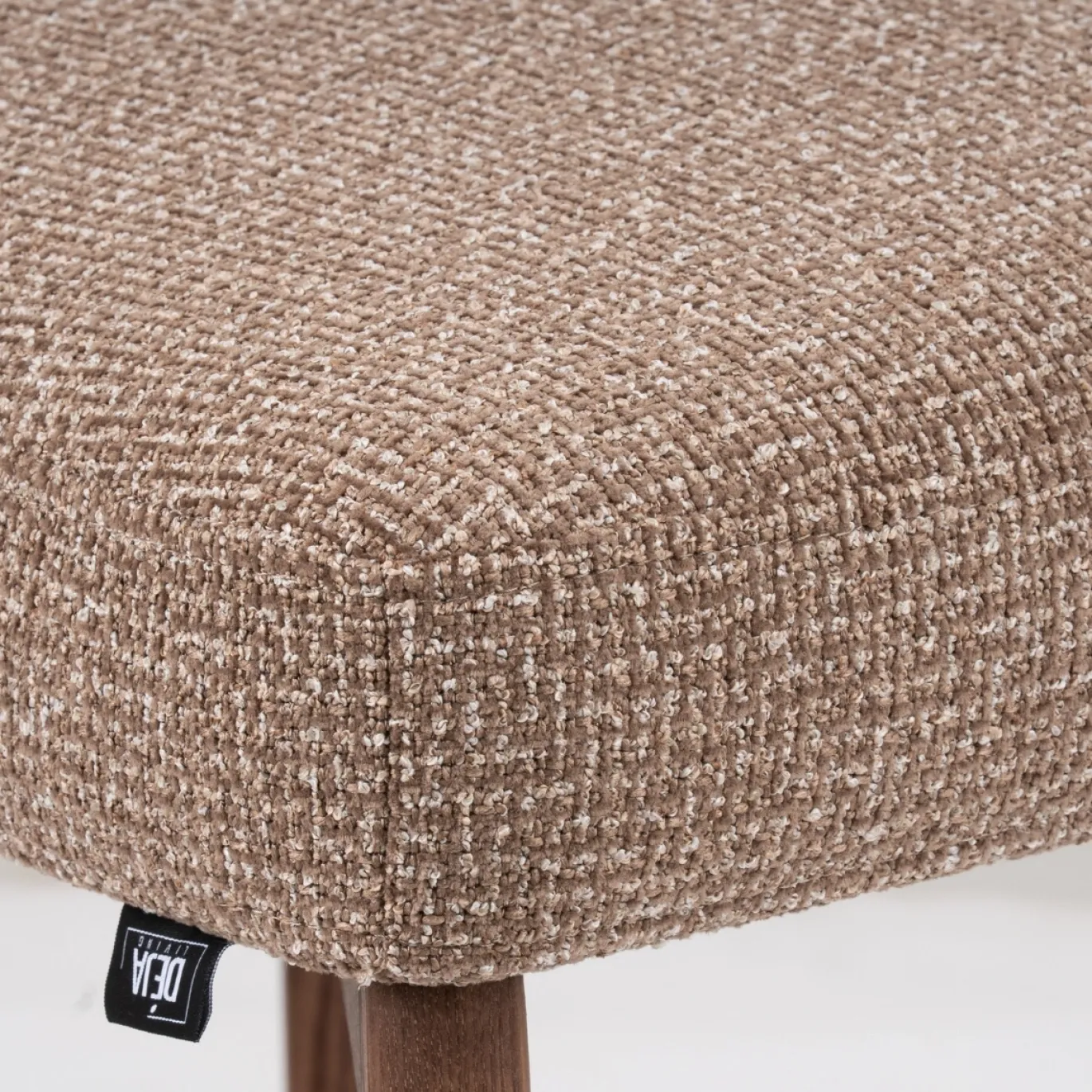 DÉJA Eetkamerstoel Minotti Donkerbruin/Walnoot Desire Me