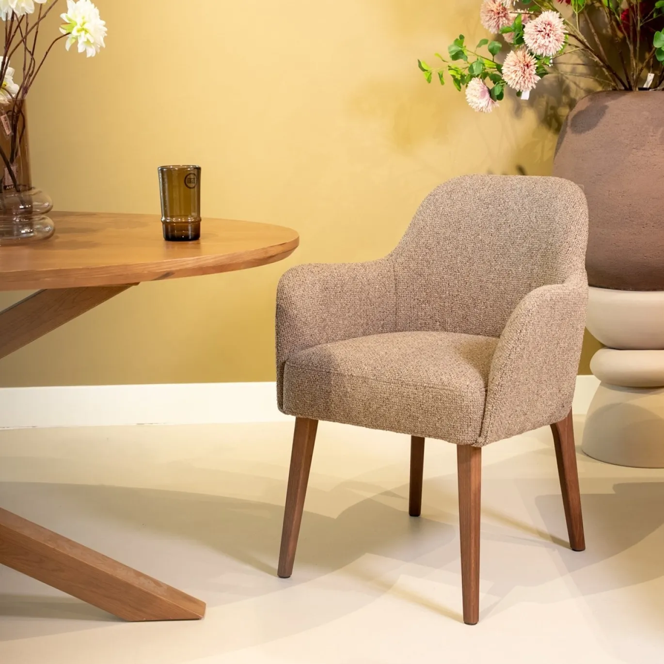 DÉJA Eetkamerstoel Tulip Arte Supreme Lichtbruin/Walnoot Partner