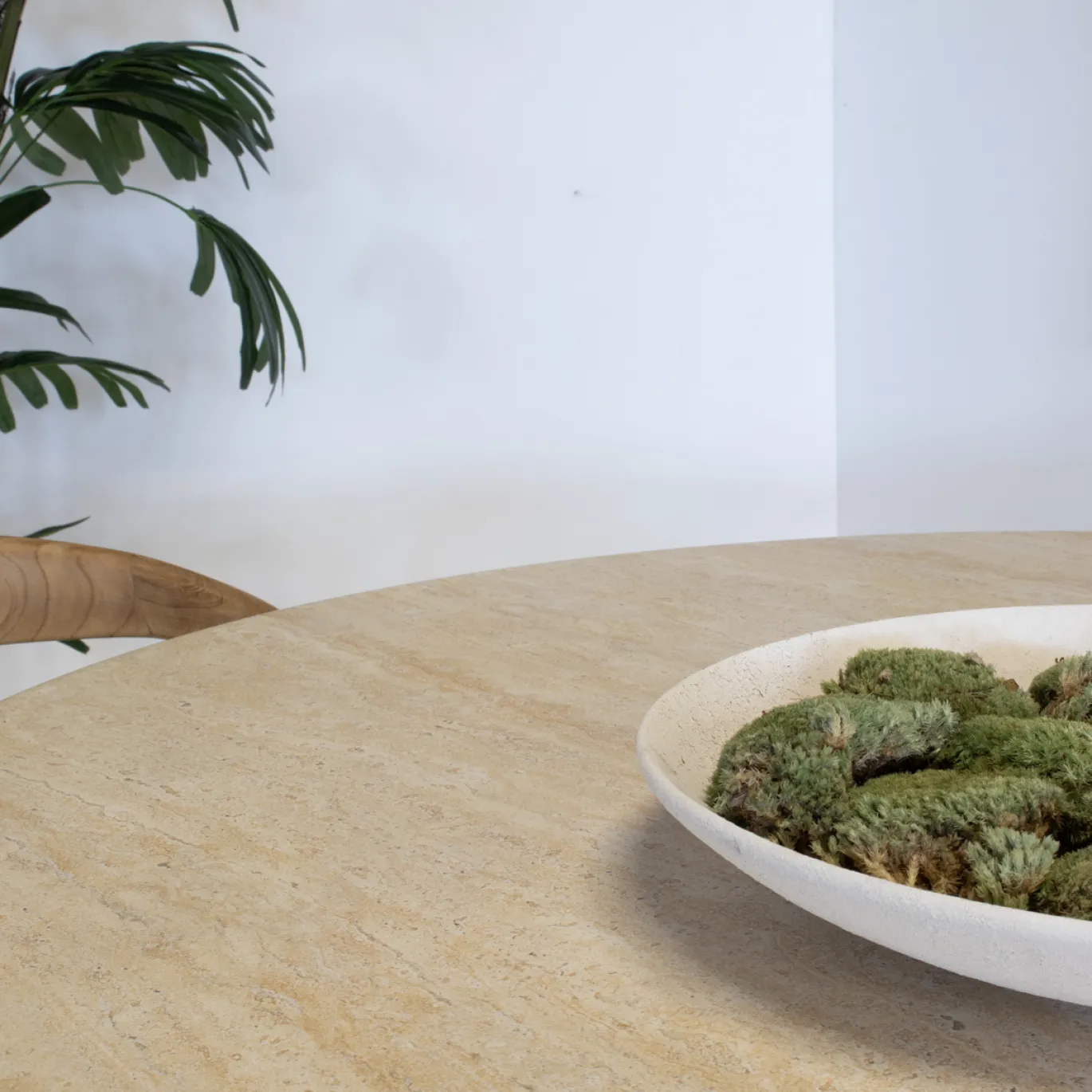 DÉJA Eettafel Brunn Travertin Rond 130cm