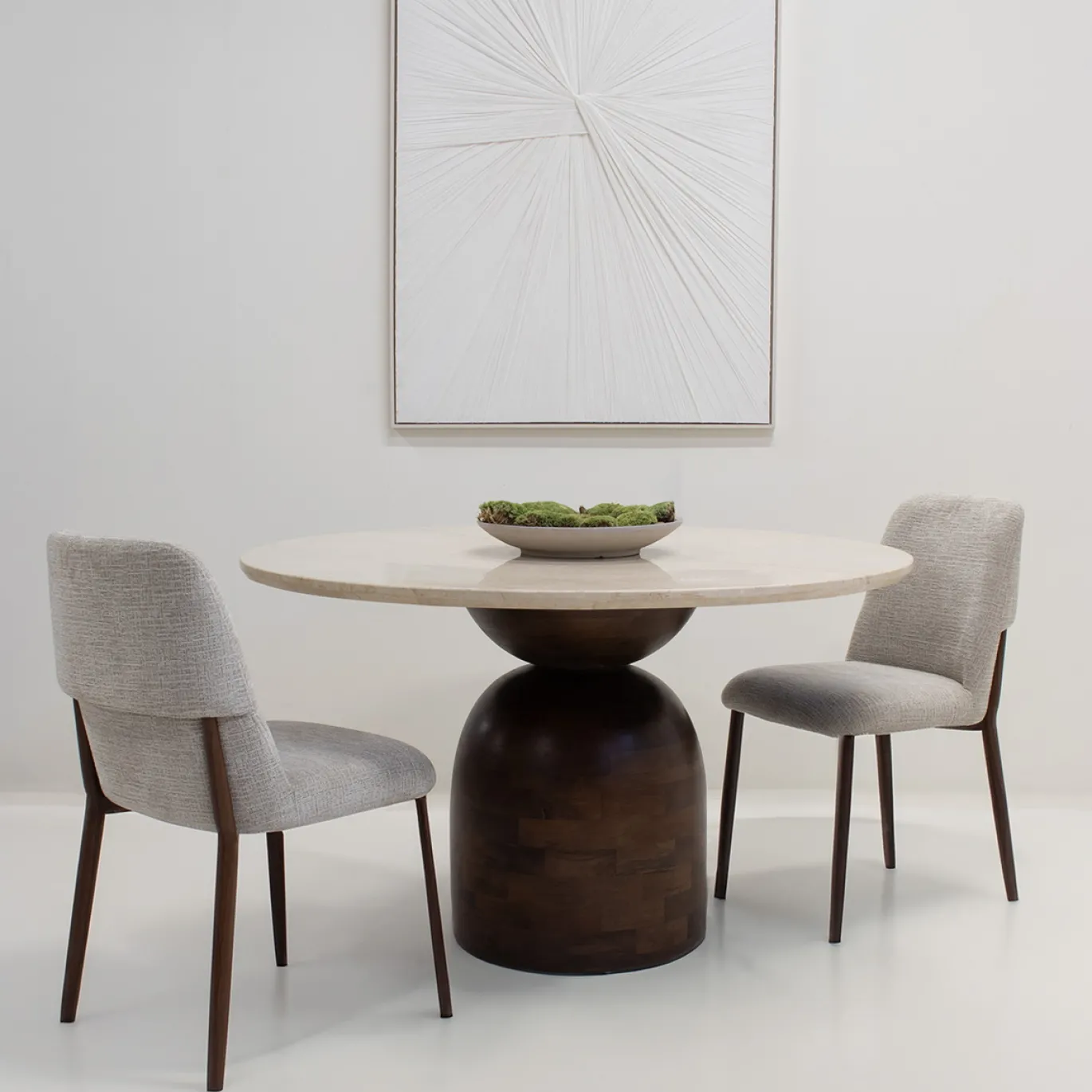 DÉJA Eettafel Miro Marmer Walnoot Rond 130cm
