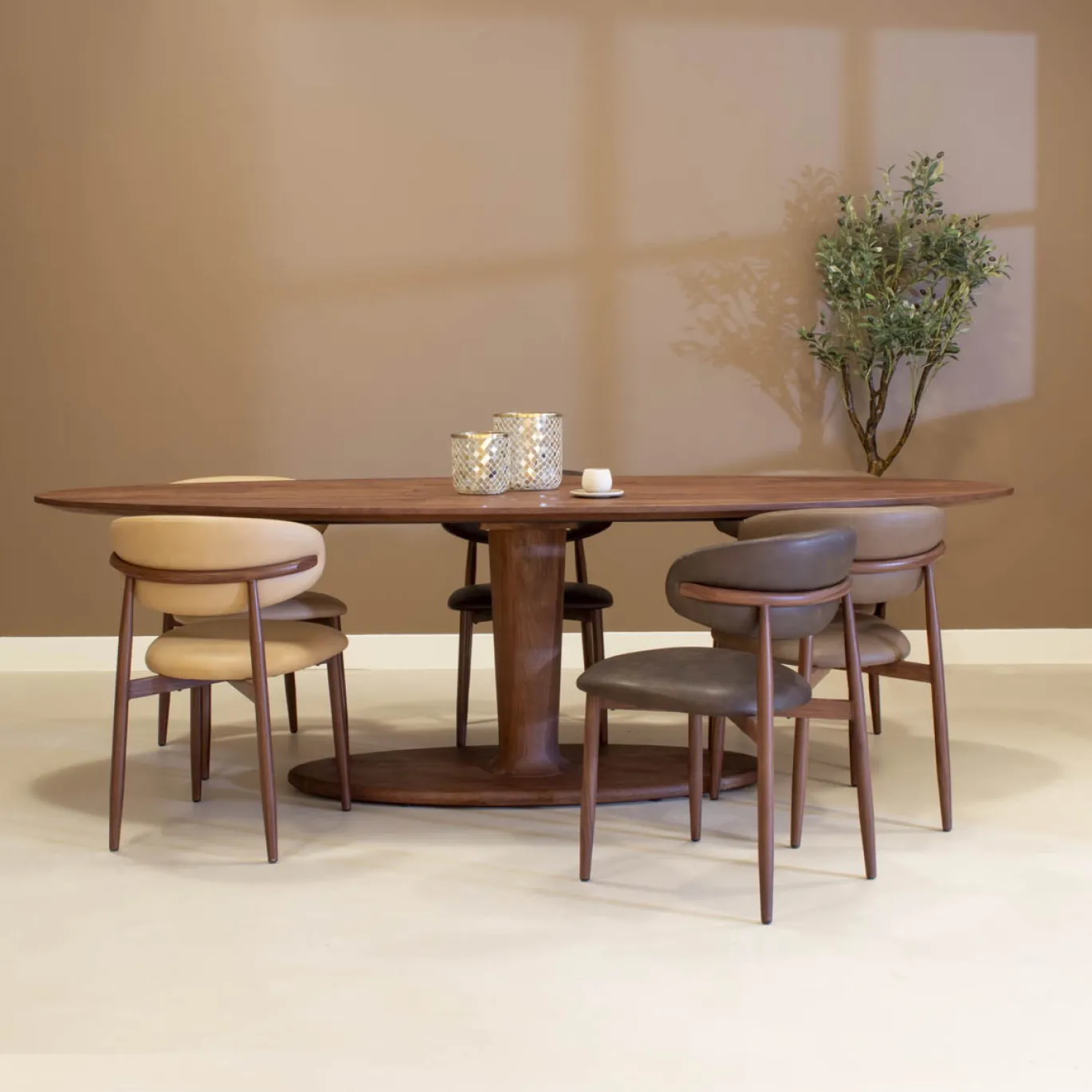 DÉJA Eettafel Xàtiva Walnoot Ovaal 200cm