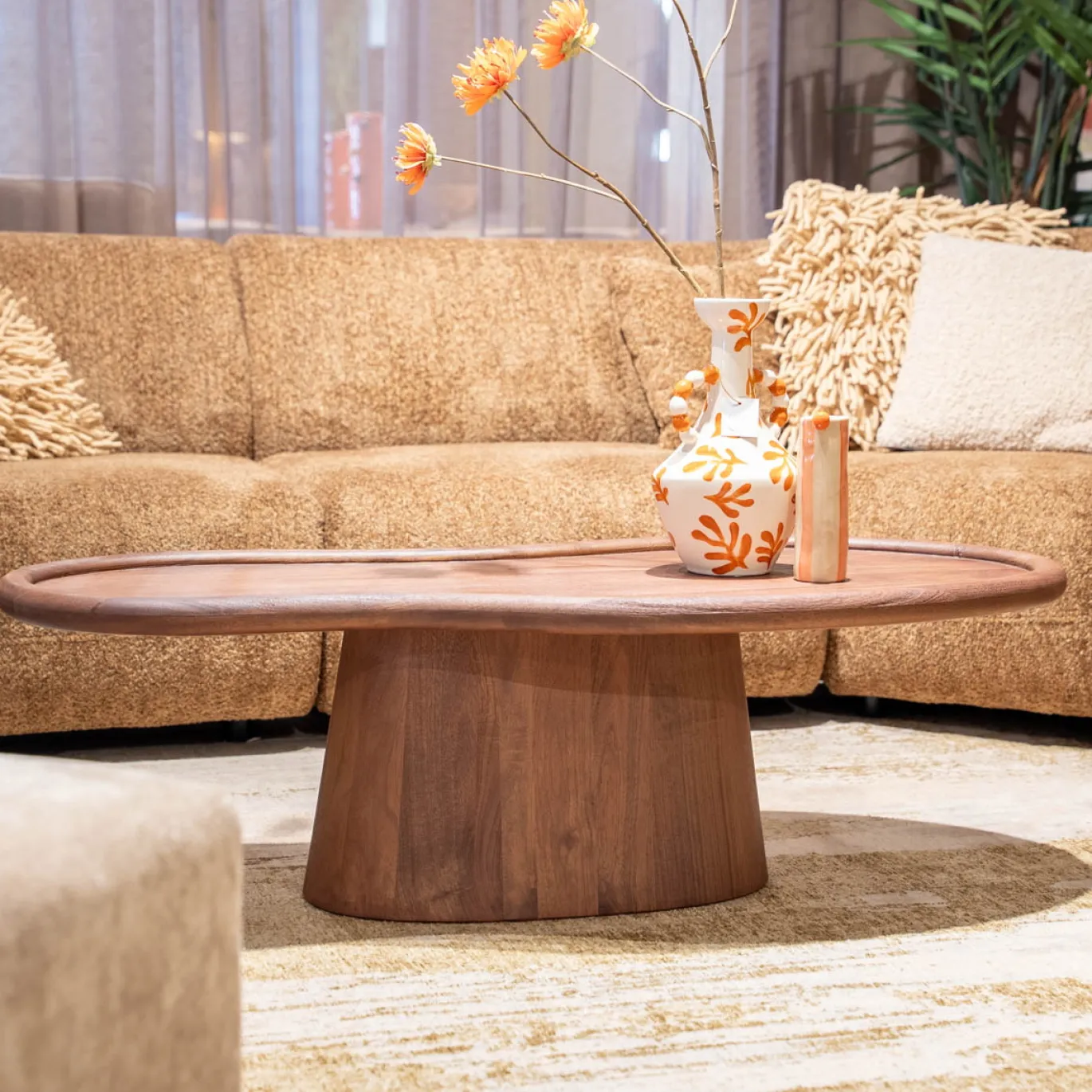 DÉJA Salontafel Estella Walnoot Organisch 130cm