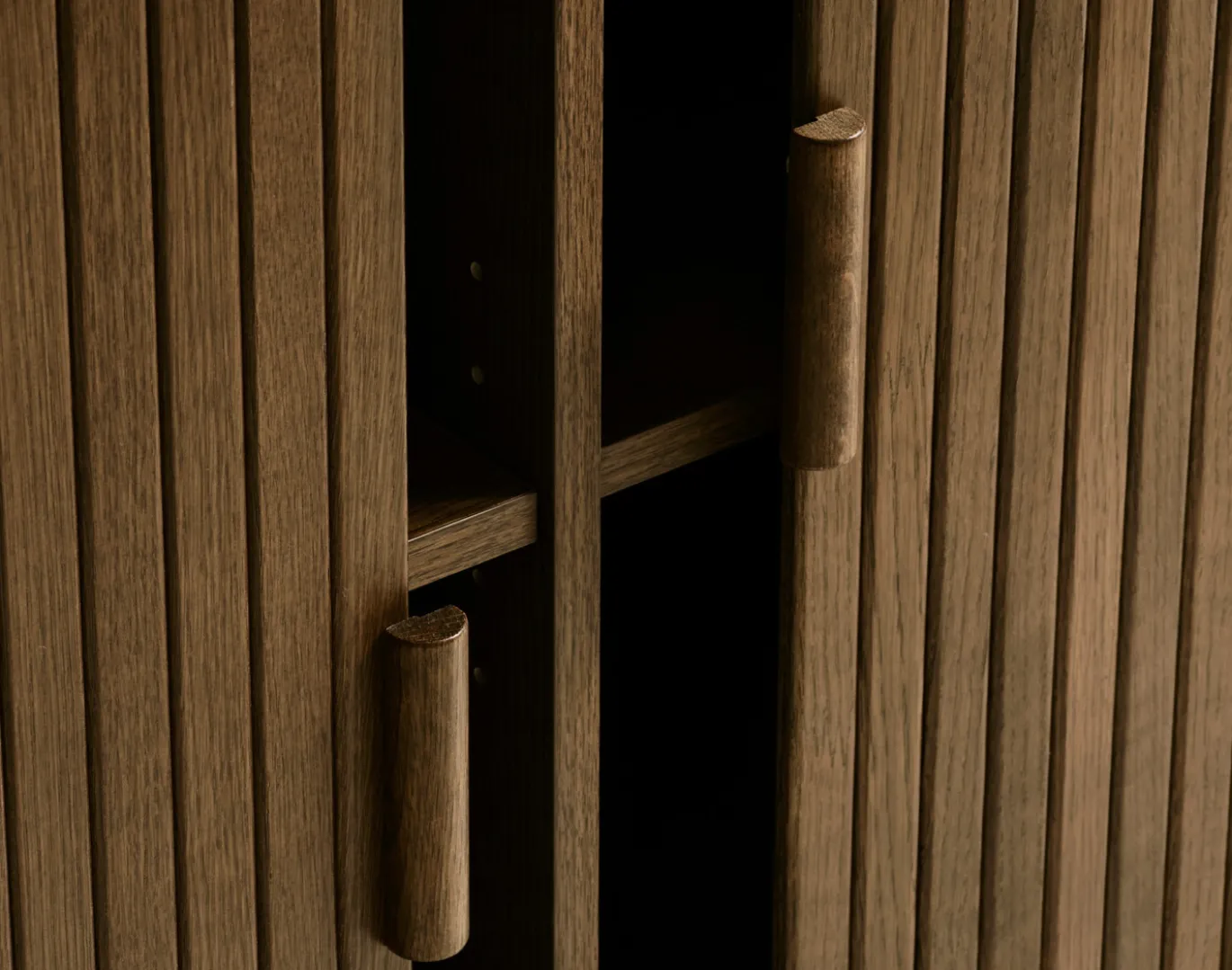 Dressoir Cavo Smoked Eiken 160cm - Giga Living