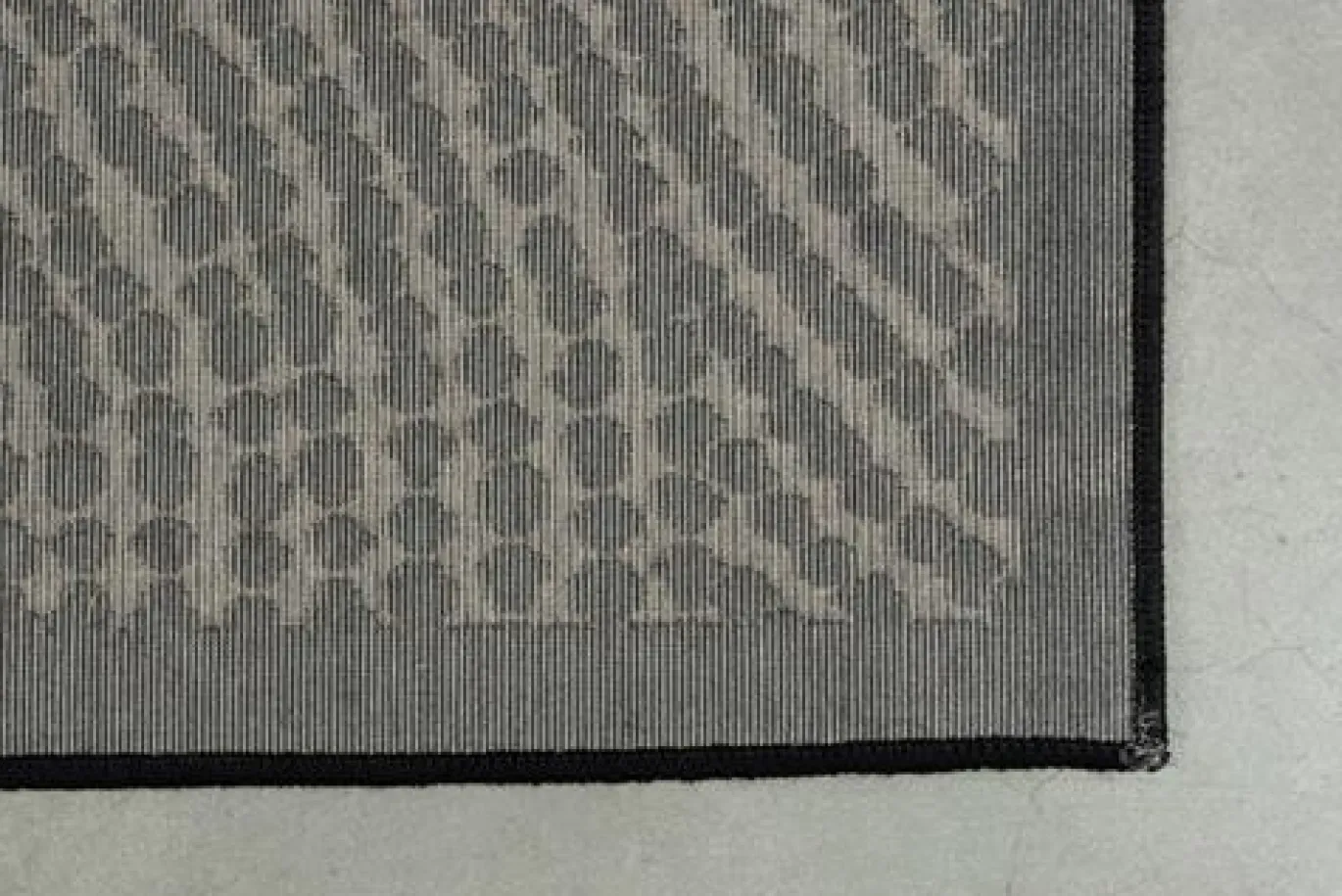 Dutchbone Vloerkleed Dots Zwart 170x240cm