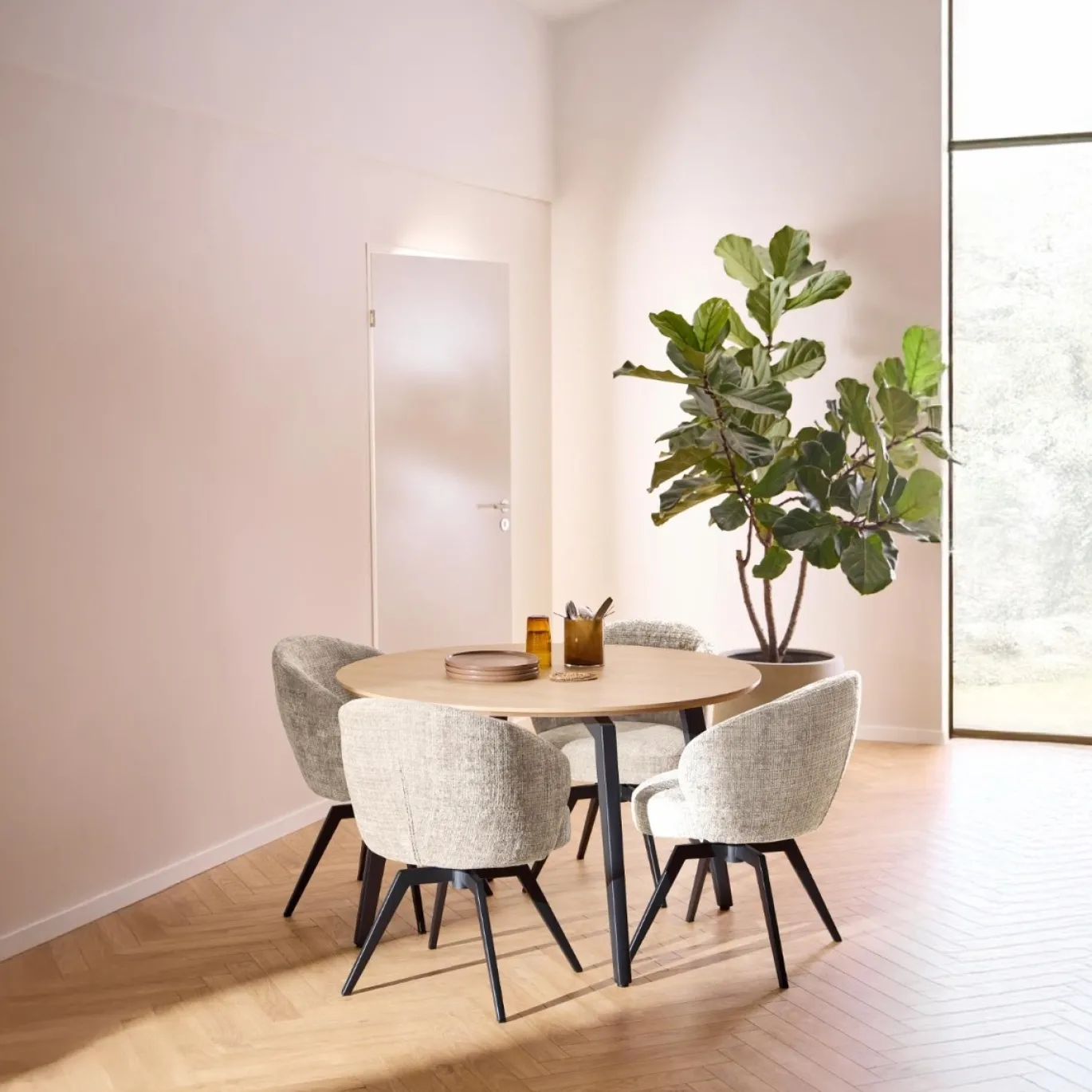 Eetkamerstoel Durin Met Armleuning Beige Juto - Giga Living