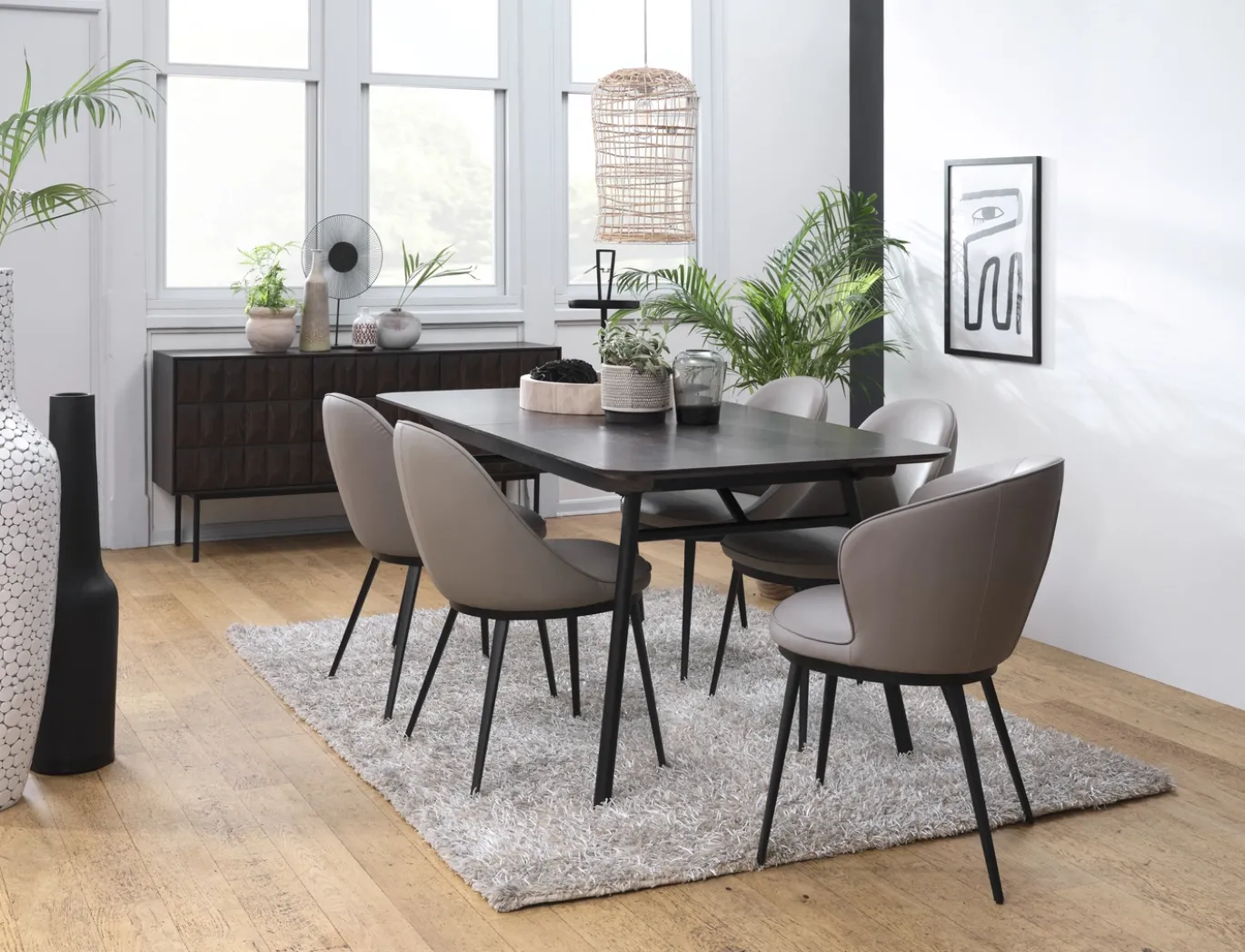 Eetkamerstoel Gain Taupe Faux Leather - Giga Living