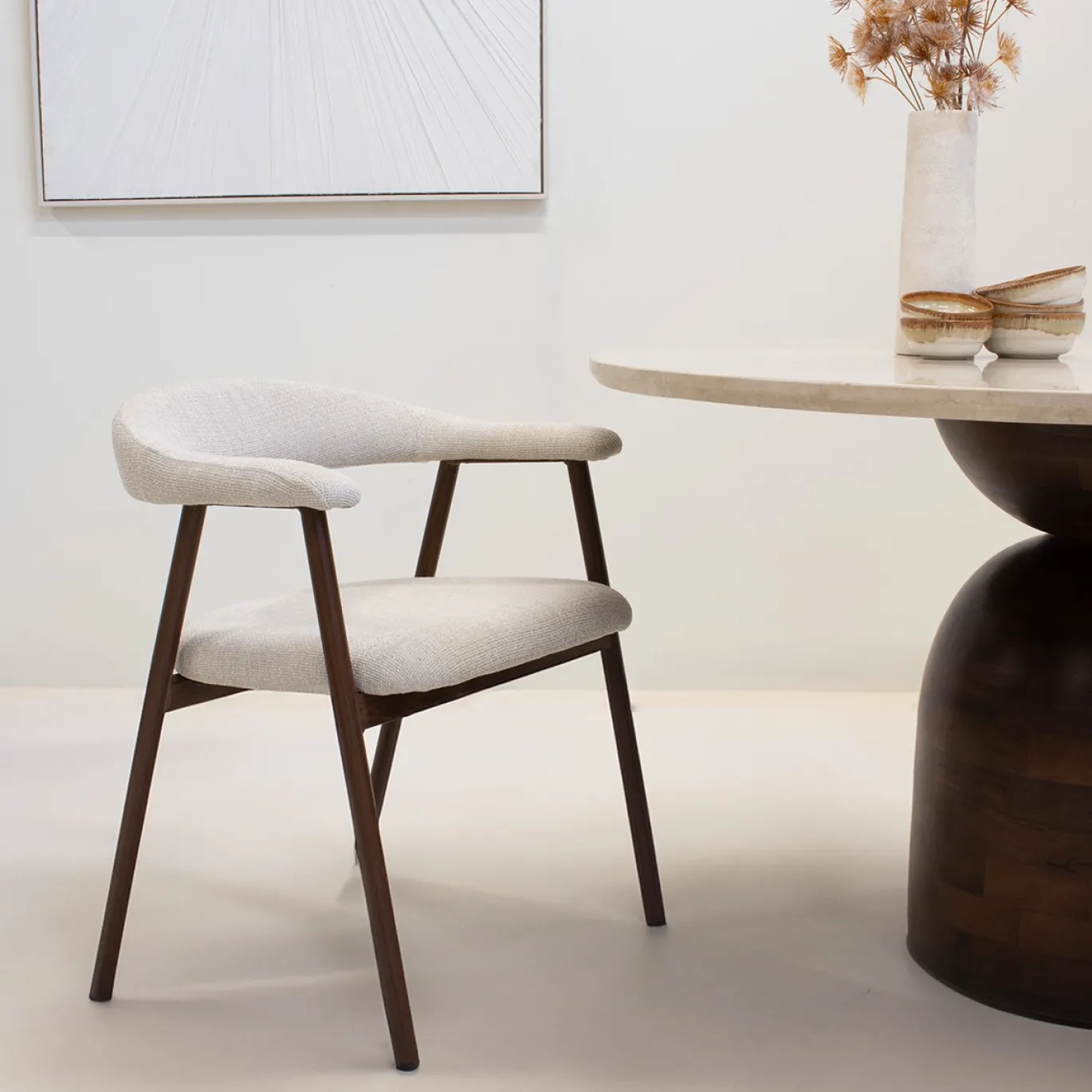 Eetkamerstoel Mila Beige/Walnoot - Giga Meubel