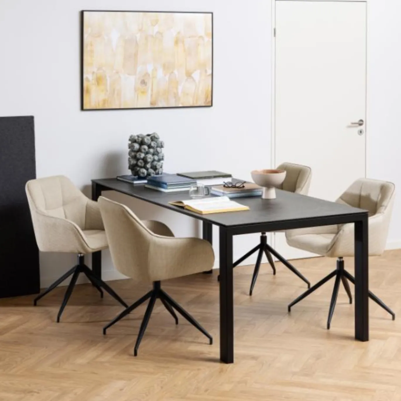 Eetkamerstoel Parma Basel Met Armleuning Beige - Giga Living