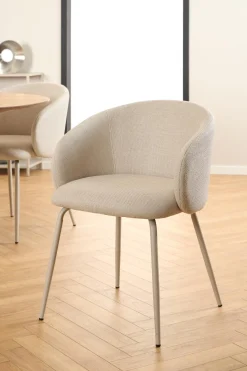 Eetkamerstoel Skive Met Armleuning Beige Basel - Giga Living