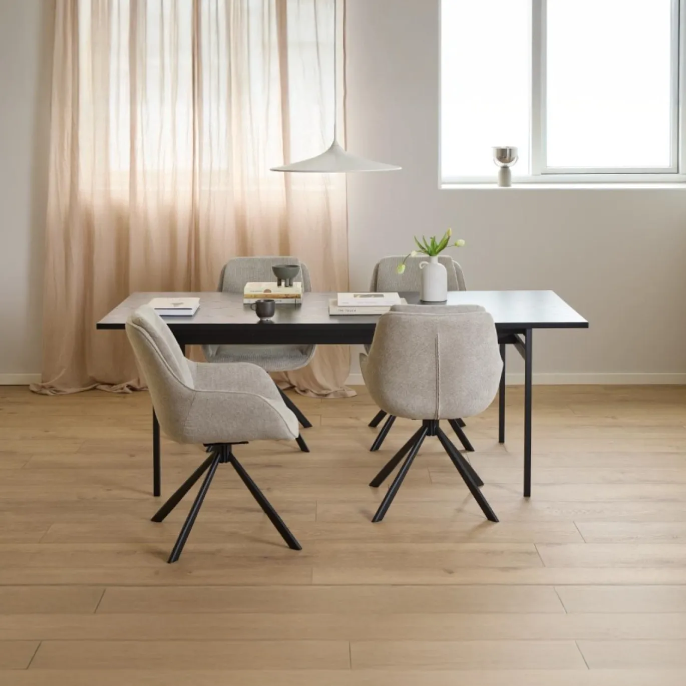 Eetkamerstoel Sundre Met Armleuning Zand Caso - Giga Living