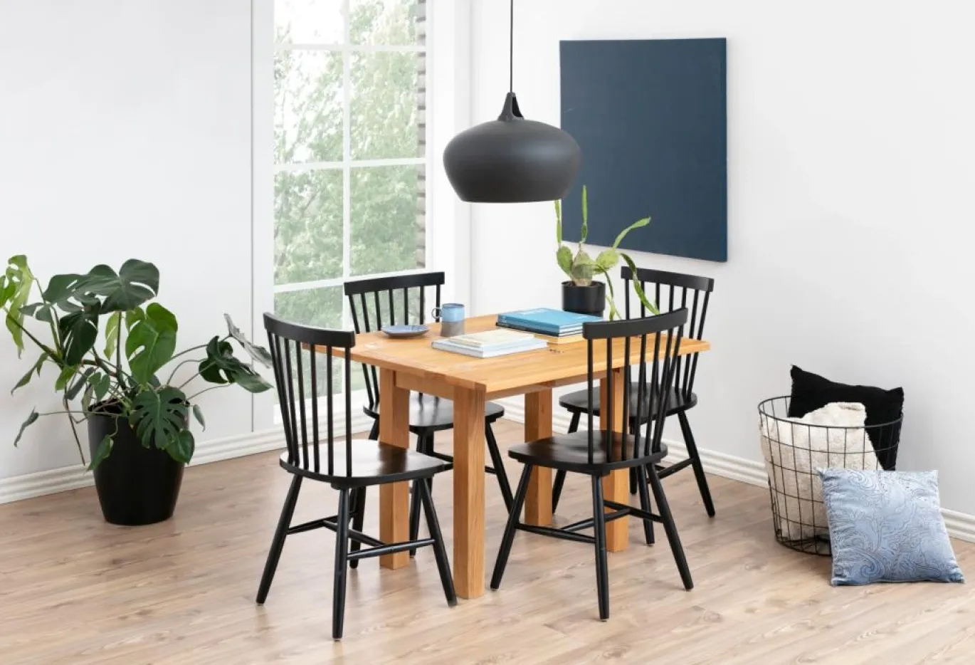 Eetkamerstoel Urvik Birch Zwart - Giga Living