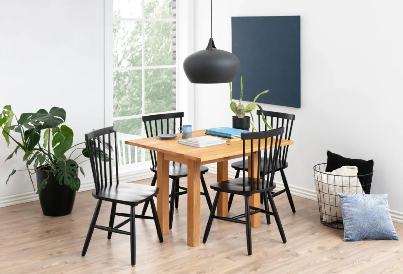 Eetkamerstoel Urvik Birch Zwart - Giga Living