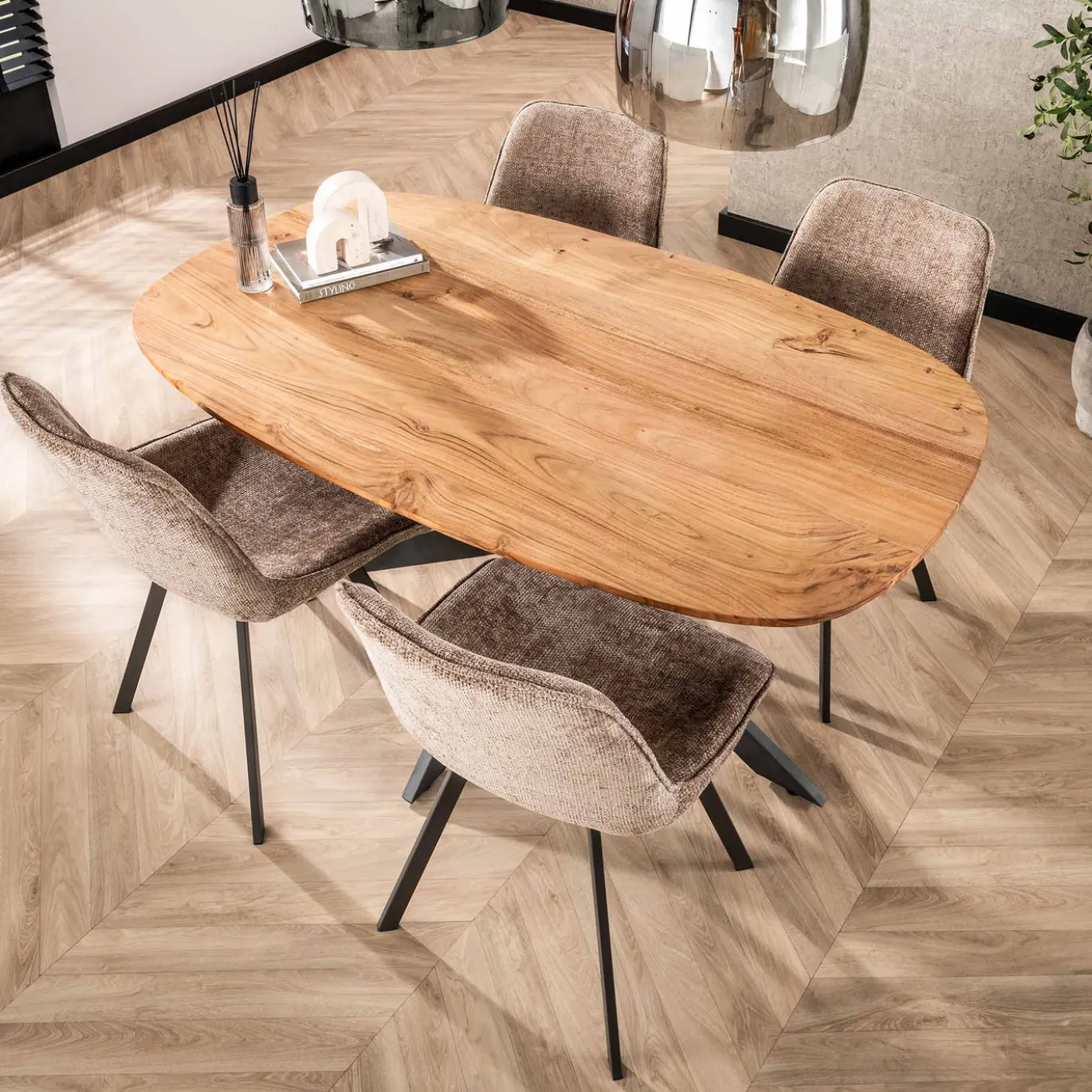 Eetkamertafel Arhus Deens Ovaal Naturel 150cm - Giga Meubel