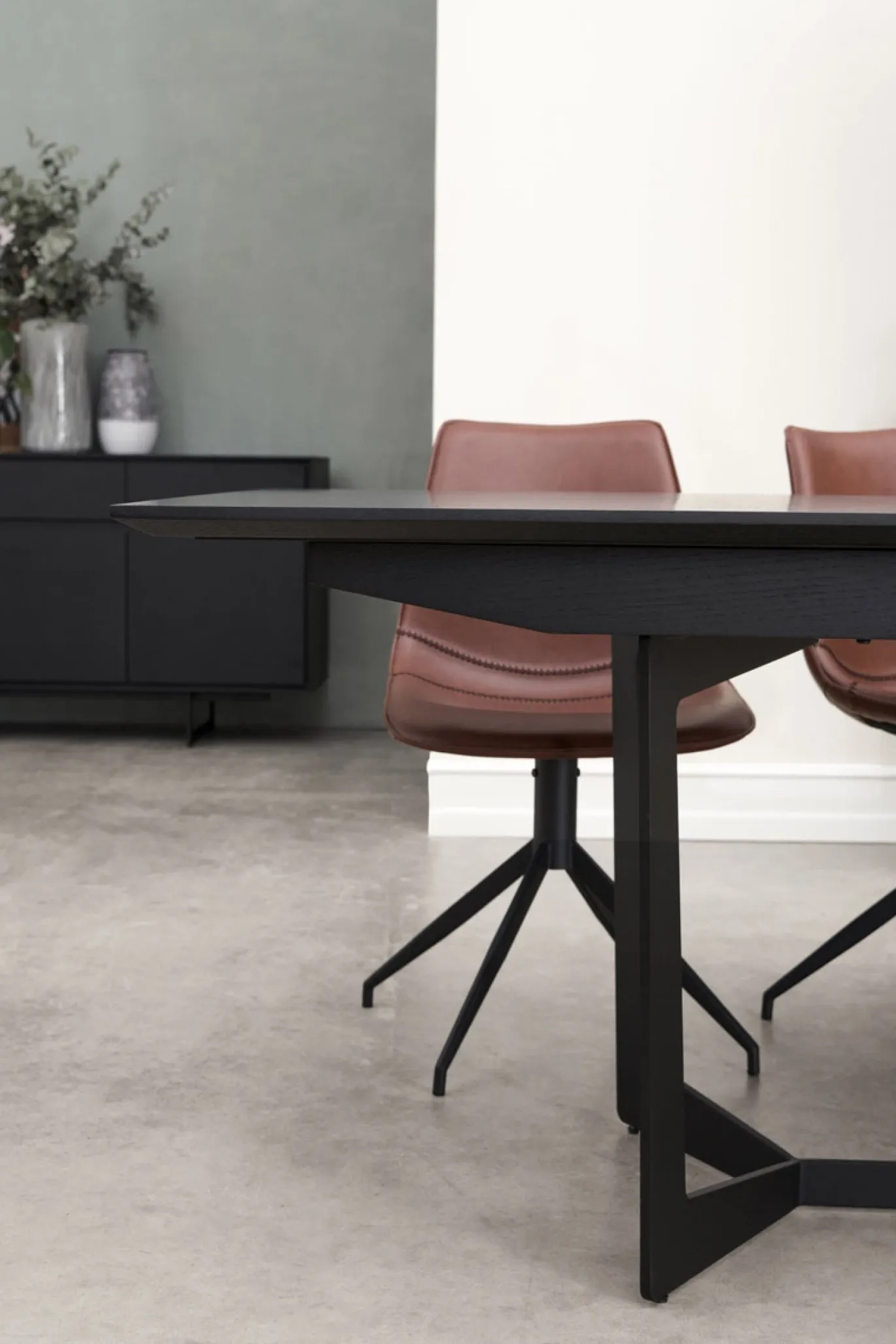Eetkamertafel Tokyo Zwart Eiken 200/250x100cm - Giga Meubel