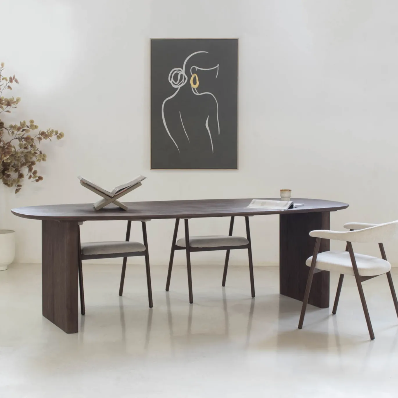 Eettafel Aya Walnoot Deens Ovaal 210cm - Giga Meubel