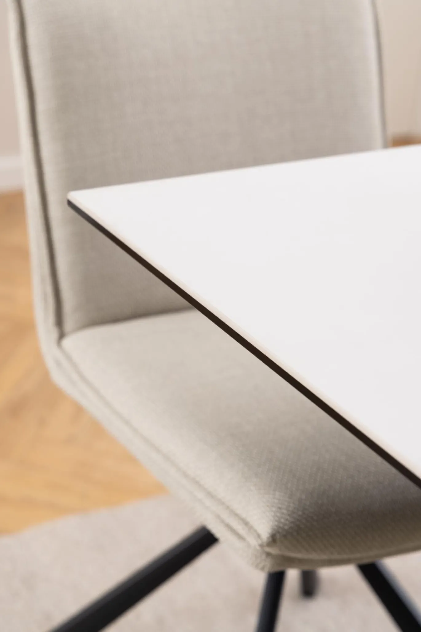 Eettafel Harrie Keramiek Wit Akranes 135cm - Giga Living