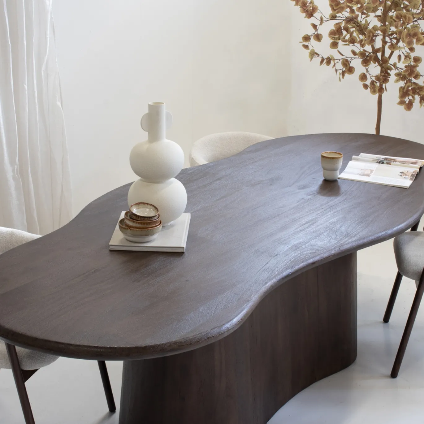 Eettafel Jessie Organisch Walnoot 220cm - Giga Meubel