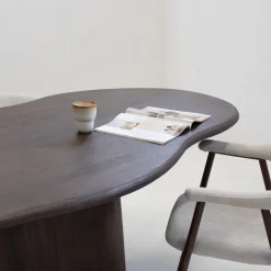 Eettafel Jessie Organisch Walnoot 220cm - Giga Meubel