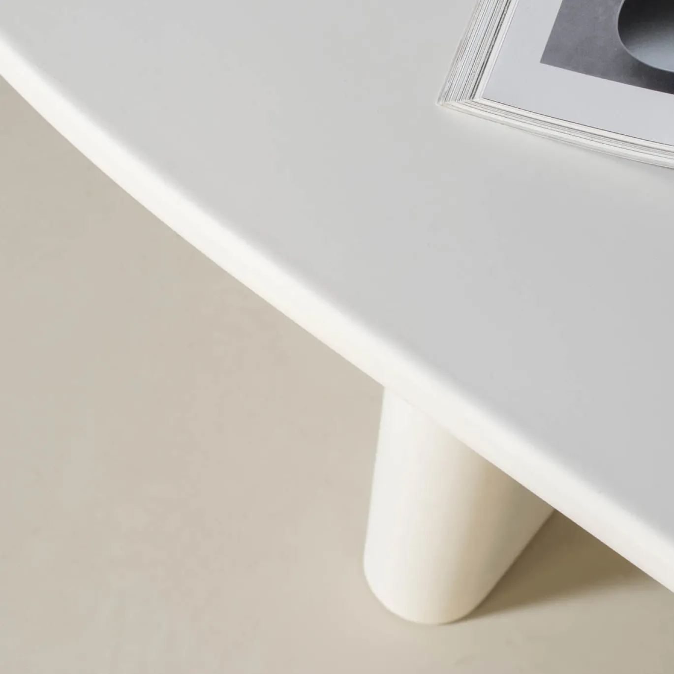 Eettafel Maya Deens Ovaal Wit 240cm - Giga Meubel