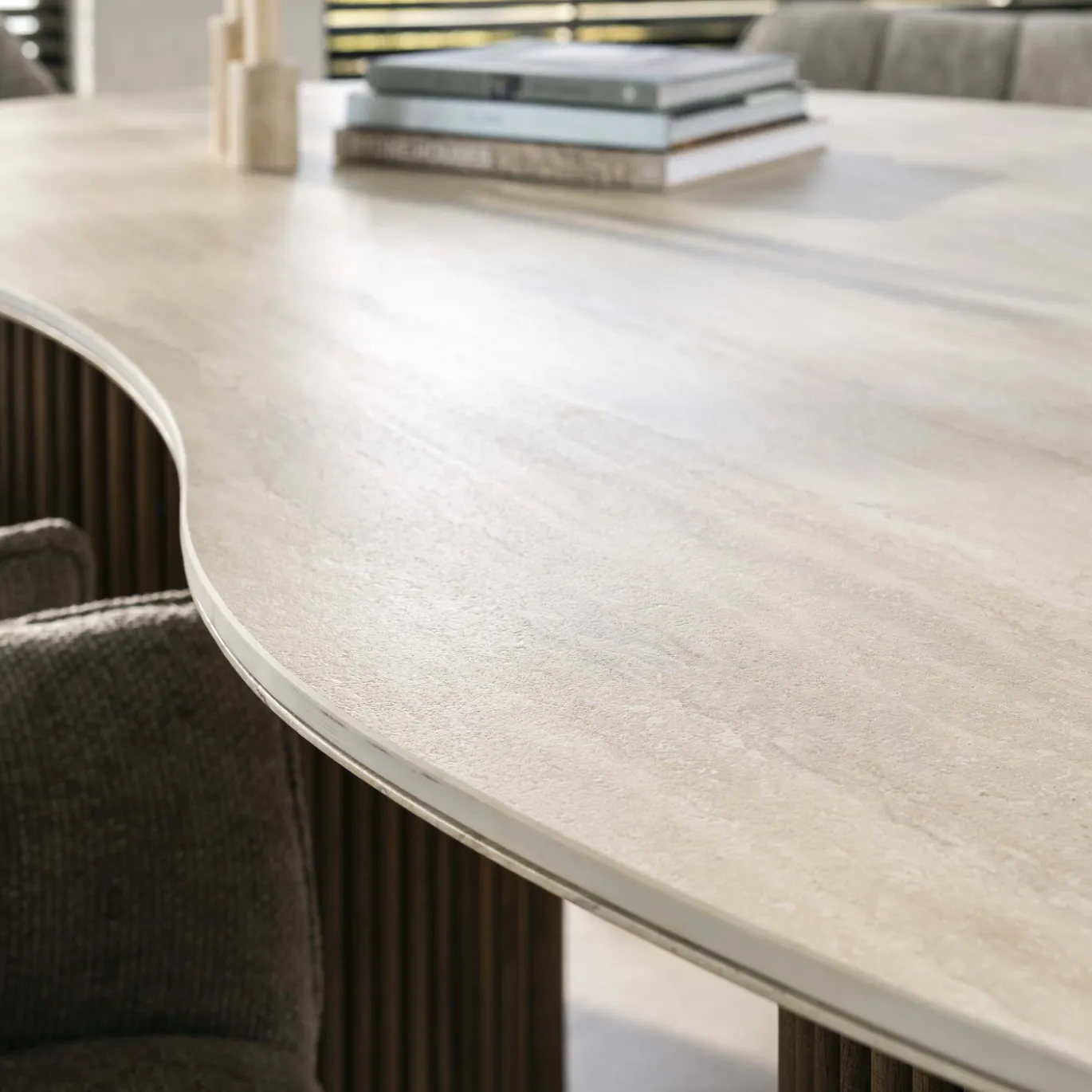 Eettafel Romano Niervormig 215cm 3d Keramiek Travertin - Giga Meubel