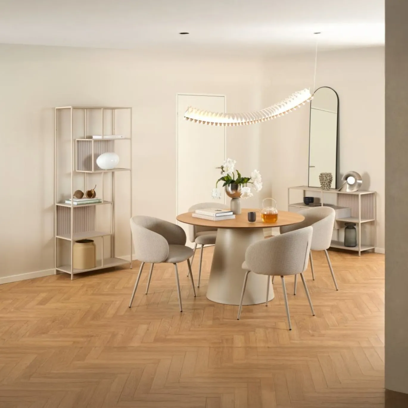 Eettafel Sjors Eikenfineer Mat Ø120x75cm - Giga Living