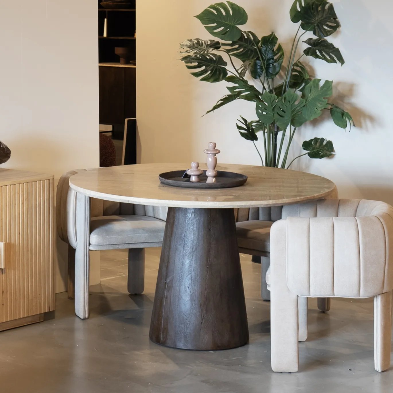 Eleonora Eettafel Aikin 130x76cm