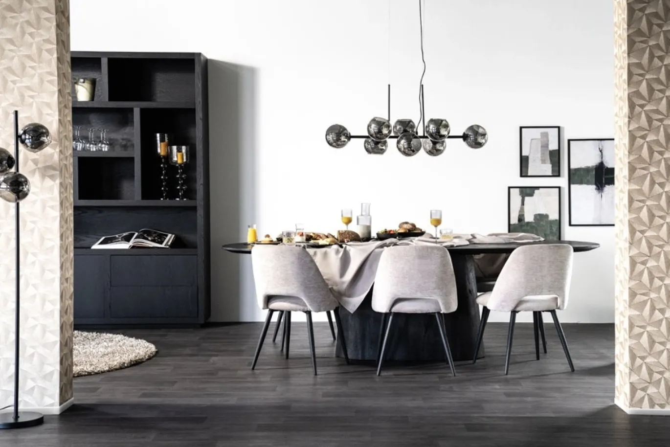 Eleonora Eettafel Aron Ovaal Zwart 200cm