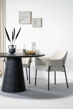 Eleonora Eettafel Aron Zwart 130x130cm