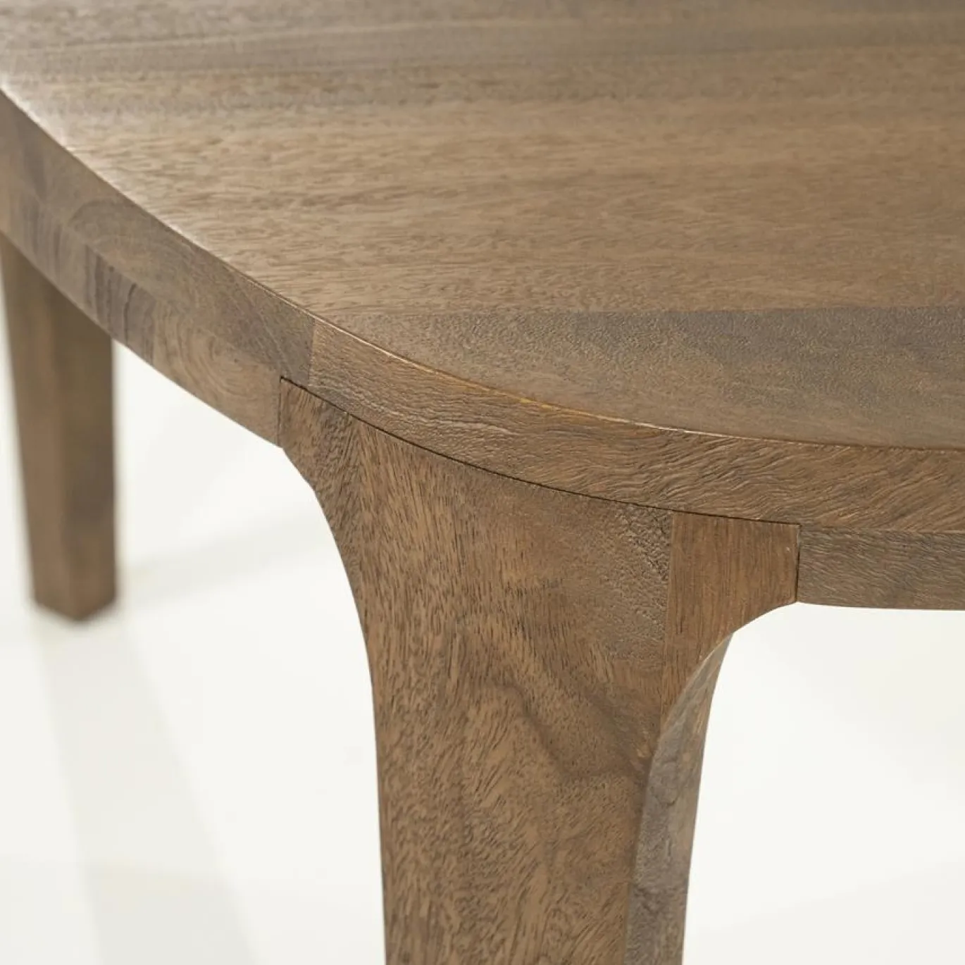 Eleonora Eettafel Taylor 140x120cm