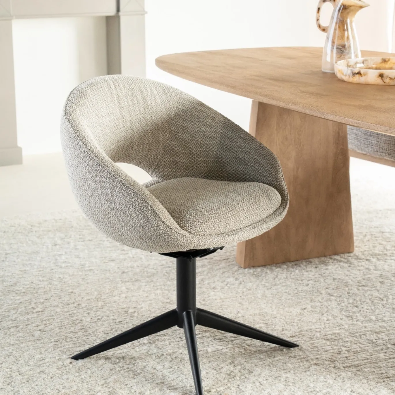 Eleonora Stoel Nol Beige Tova