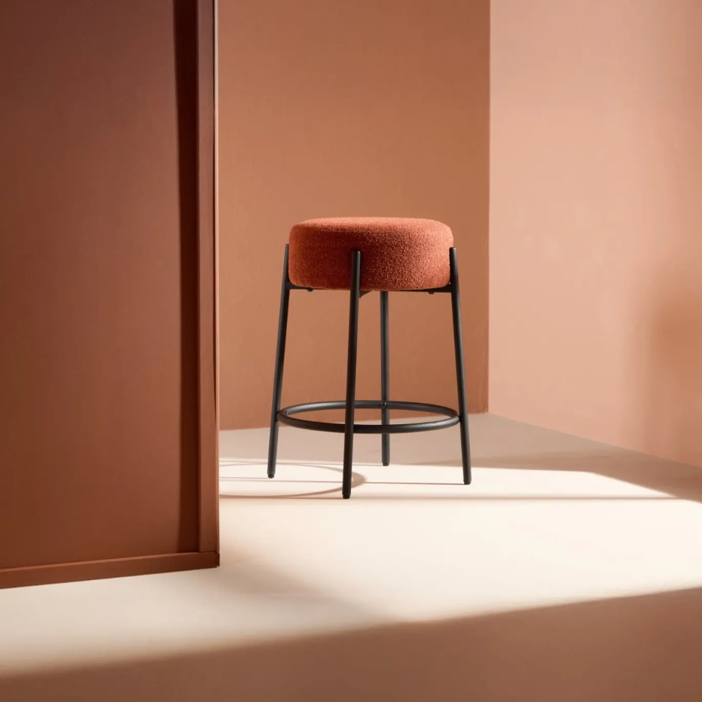 Fjôrd Barstoel Tucson Rood Bouclé