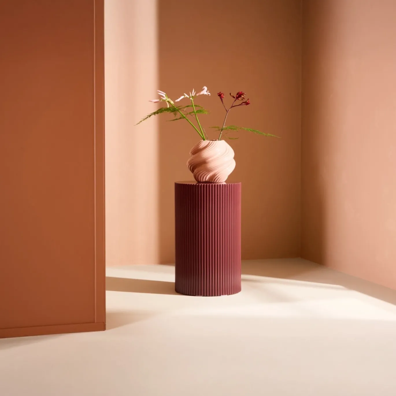 Fjôrd Bijzettafel Lenox Burgundy ø30,5cm
