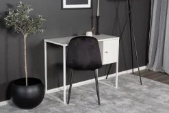 Fjôrd Bureau Bakal Wit