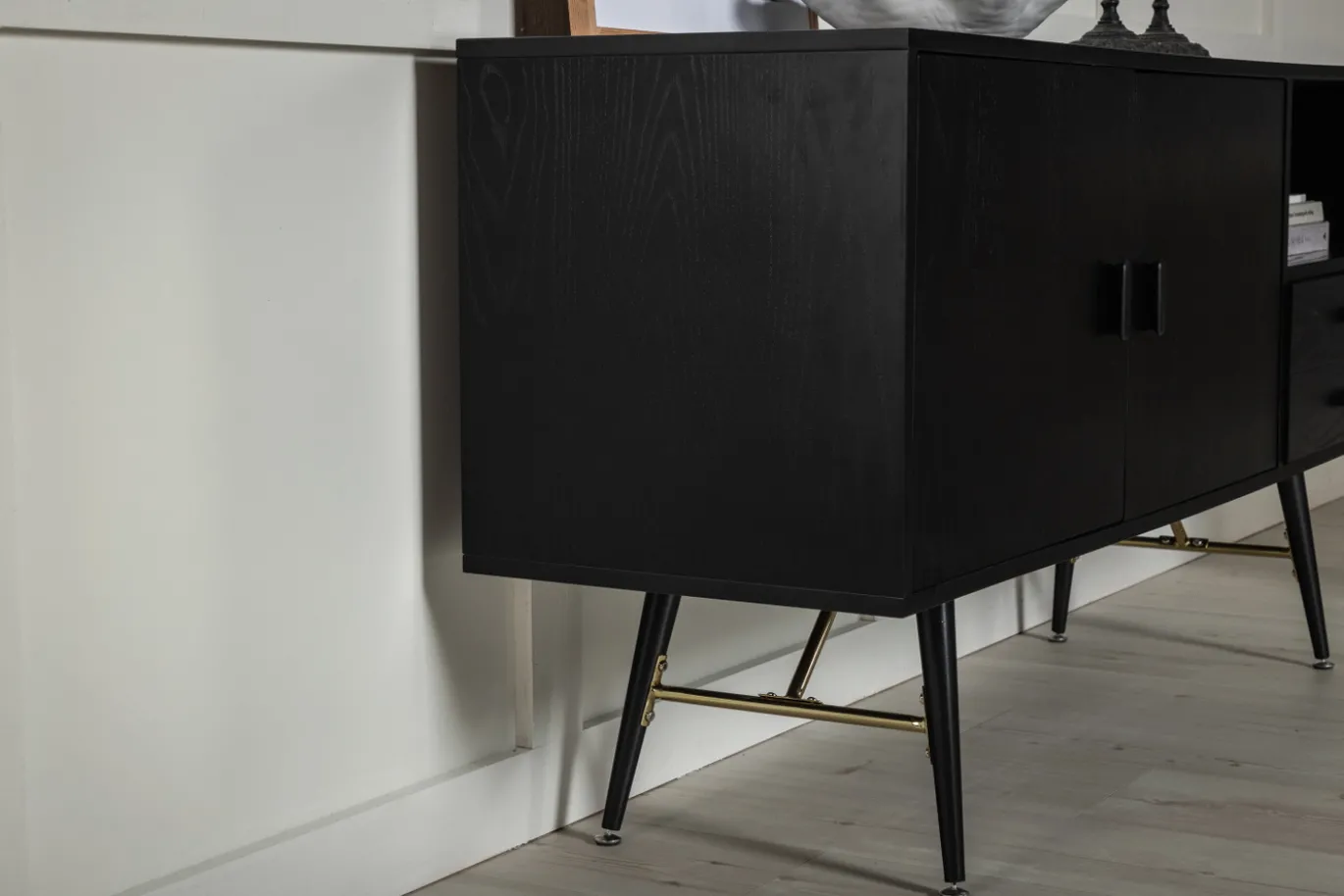 Fjôrd Dressoir Gold Zwart Fineer Brass