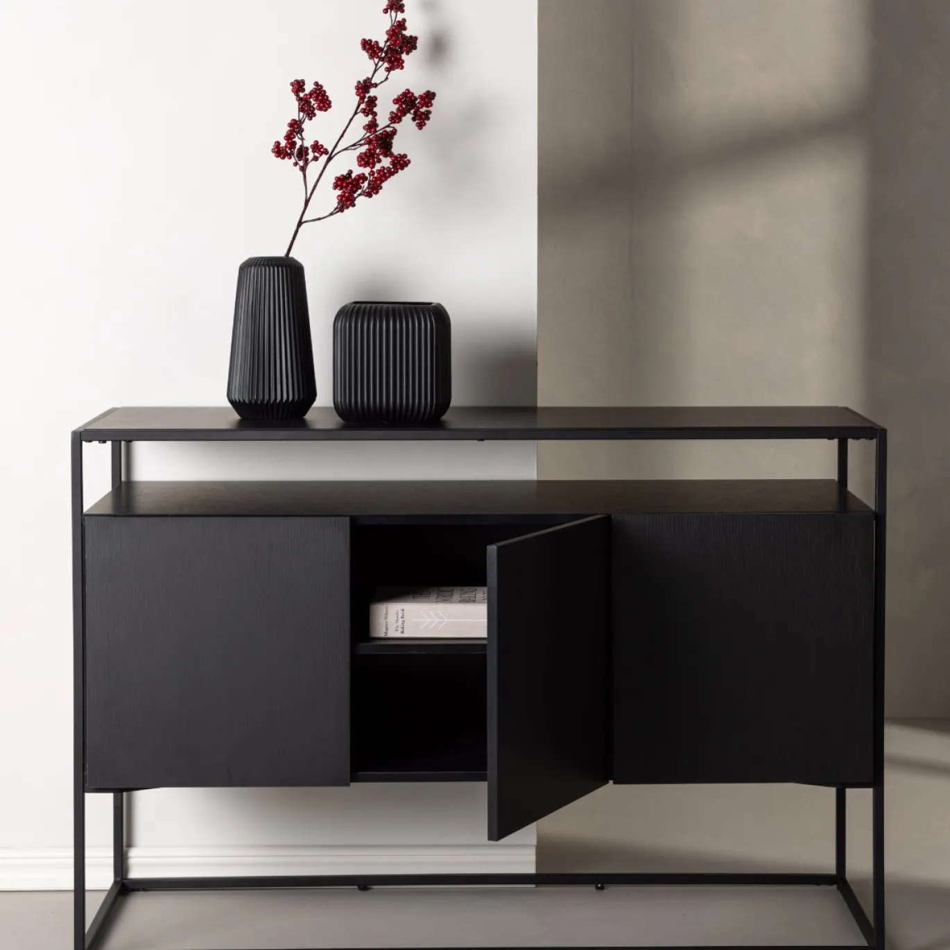Fjôrd Dressoir Kingsport Zwart Smoked Mdf