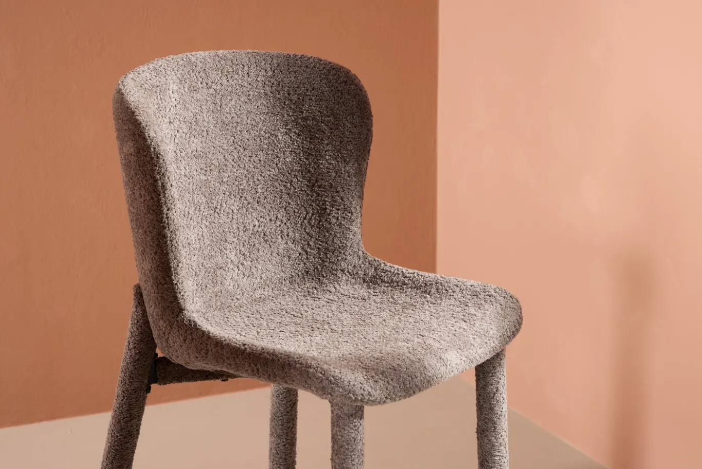 Fjôrd Eetkamerstoel Astoria Bruin Bouclé