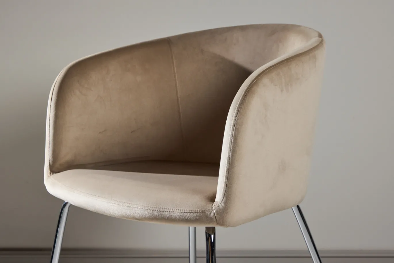 Fjôrd Eetkamerstoel Berit Beige Velvet/Chrome