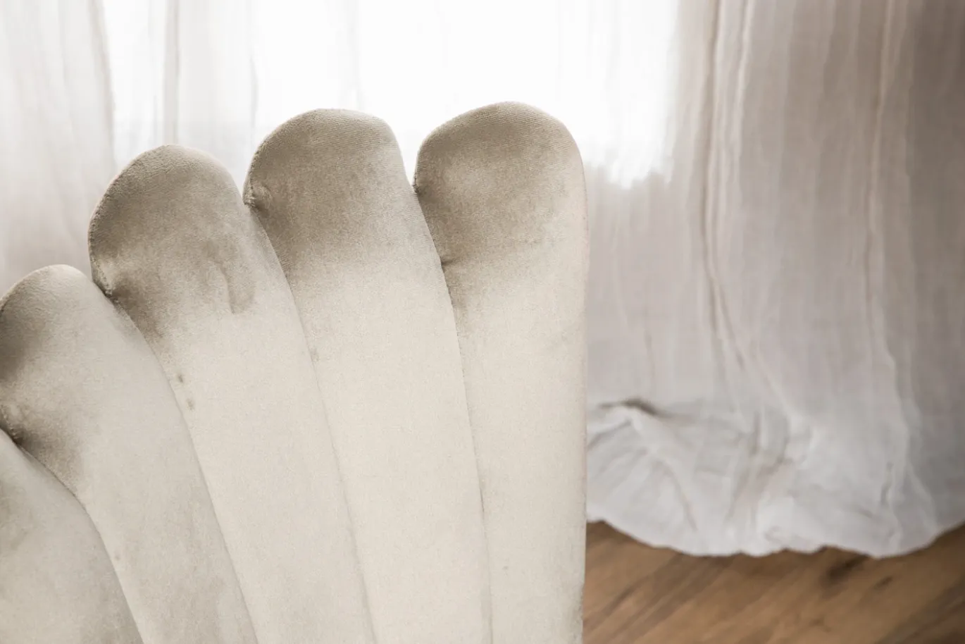 Fjôrd Eetkamerstoel Limhamn Licht Zwart/Beige Velvet