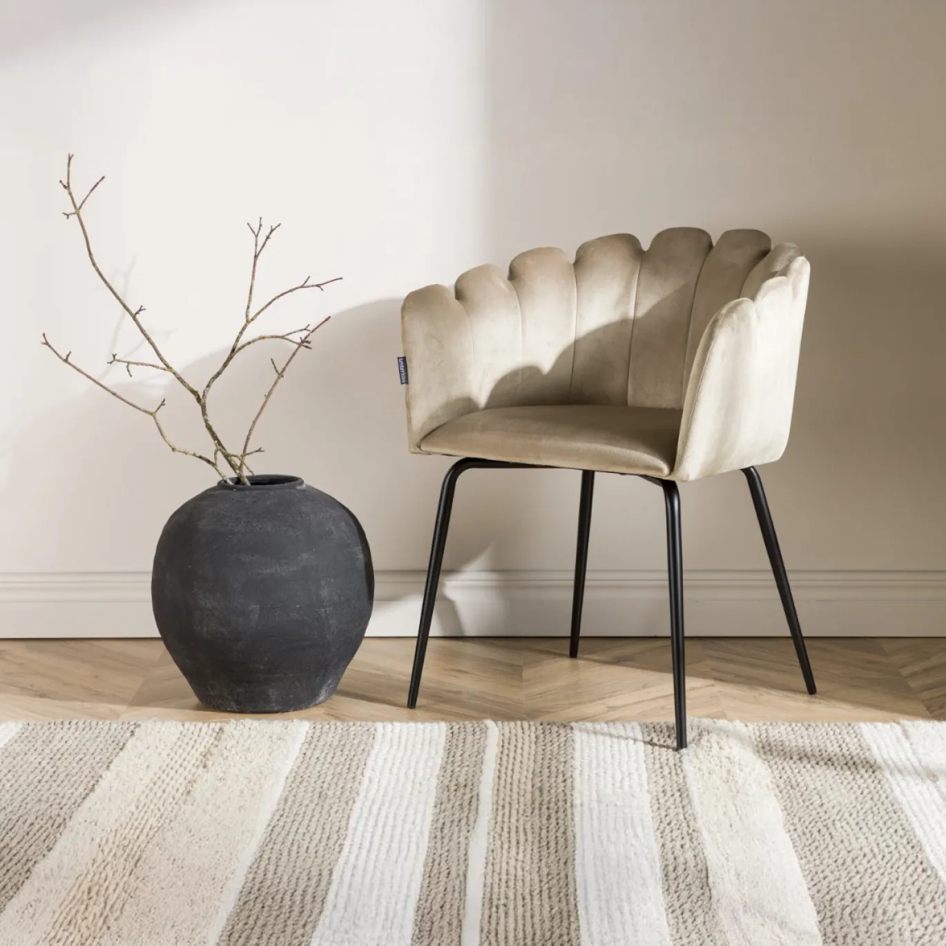 Fjôrd Eetkamerstoel Limhamn Zwart/Beige Velvet