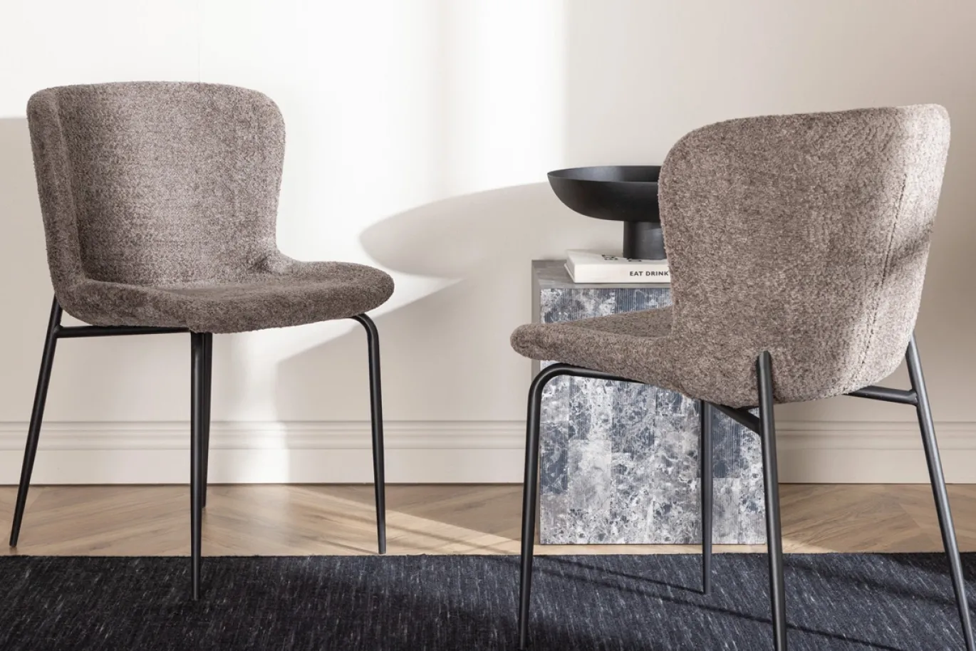 Fjôrd Eetkamerstoel Modesto Zwart/Grijs Boucle